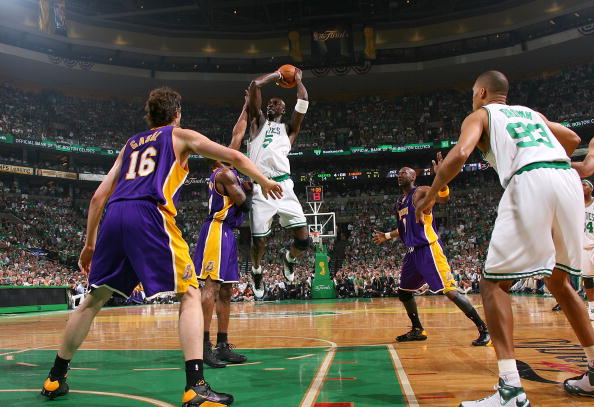 背靠背首战 背靠背首战